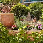 Отель Provencal 2*