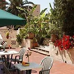 Отель Provencal