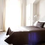 Provencal Отель