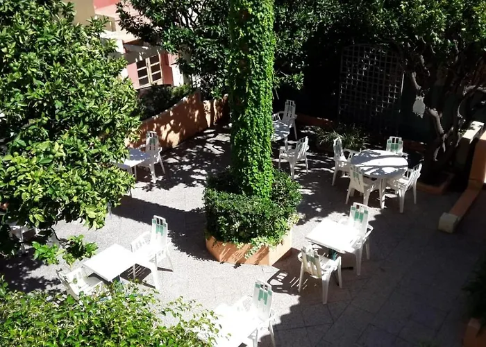 Provencal Otel Villefranche-sur-Mer
