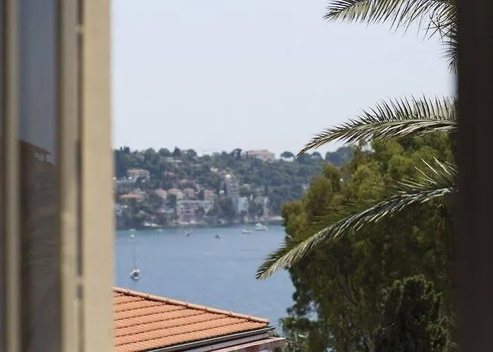 Provencal 2* Villefranche-sur-Mer